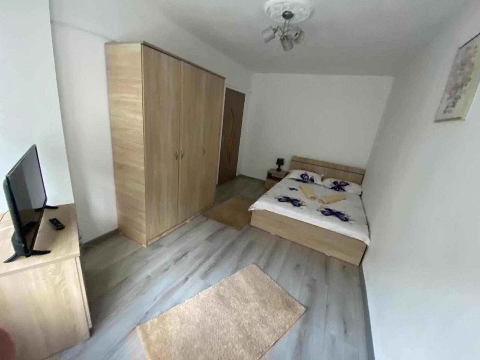 Apartament Costescu Băile Herculane Exterior foto